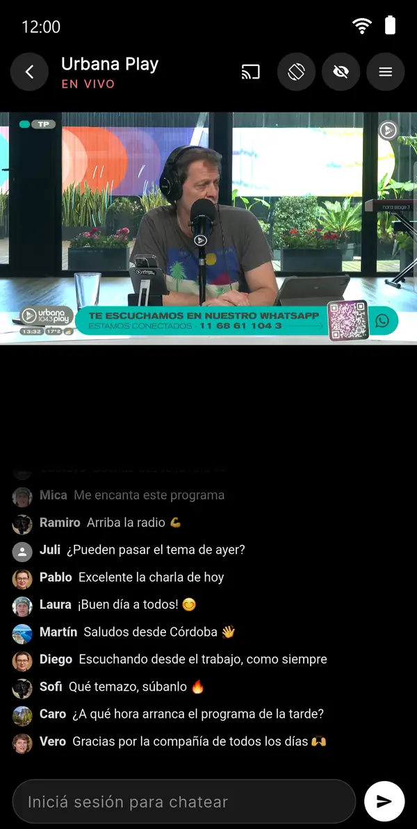 Pantalla de TV en vivo con chat de la app de Urbana Play